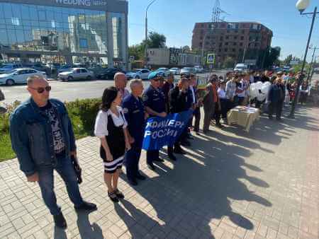 В АСТРАХАНИ ПРОШЕЛ ПРАЗДНИК БЕЛЫХ ЖУРАВЛЕЙ